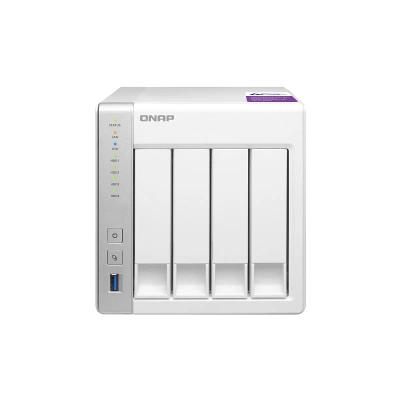 QNAP D4 QNAP D4