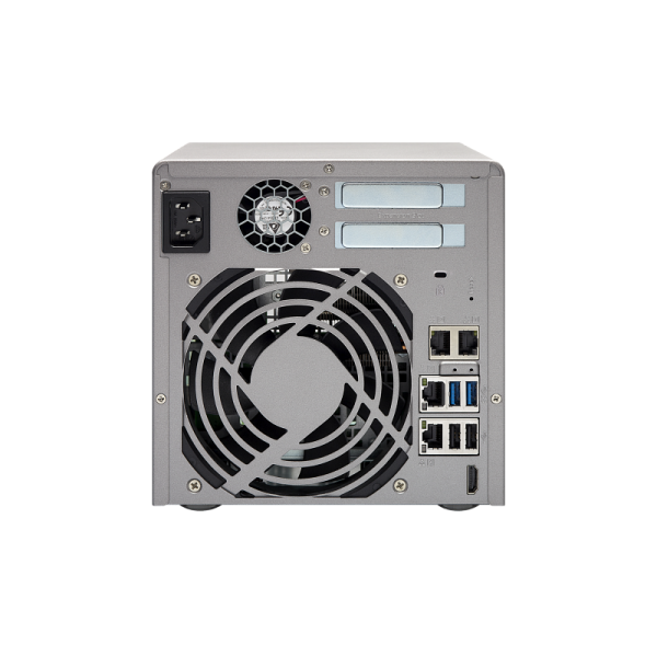 QNAP TVS-471
