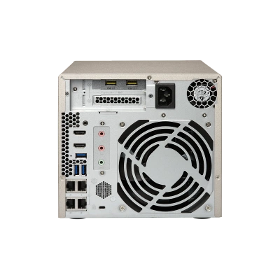 QNAP TVS-473 QNAP TVS-473