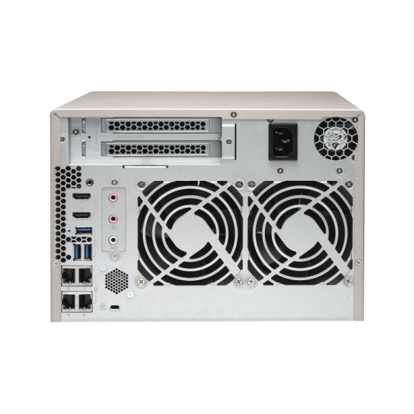 QNAP TVS-673e