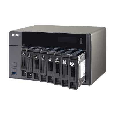 QNAP TVS-871 QNAP TVS-871