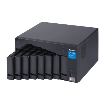 QNAP TVS-872XT QNAP TVS-872XT
