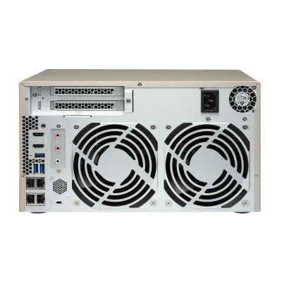 QNAP TVS-873e QNAP TVS-873e