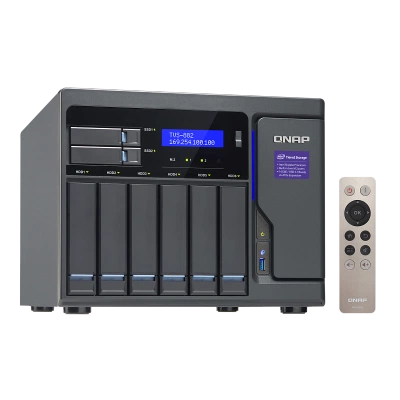 QNAP TVS-882 QNAP TVS-882