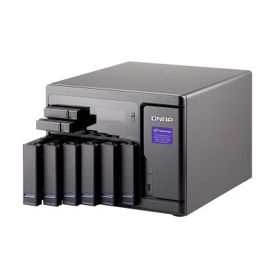 QNAP TVS-882 QNAP TVS-882