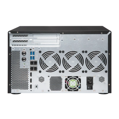 QNAP TVS-882BR QNAP TVS-882BR
