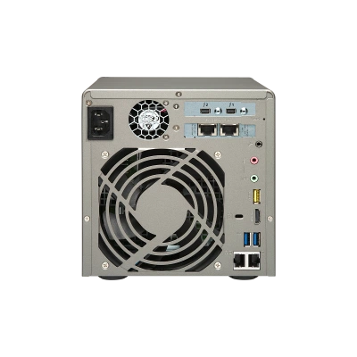 QNAP TVS-882ST2 QNAP TVS-882ST2